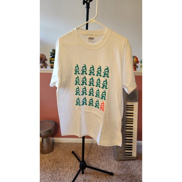 Astronauts Tshirt - Space Shirt - Mens Large - Streetwear - Outer Space Shirt - Picture 3 of 4